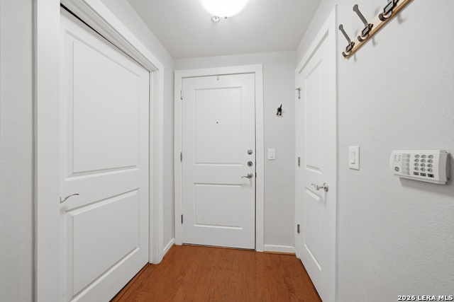 7342 Oak Manor Dr Property Photo 18