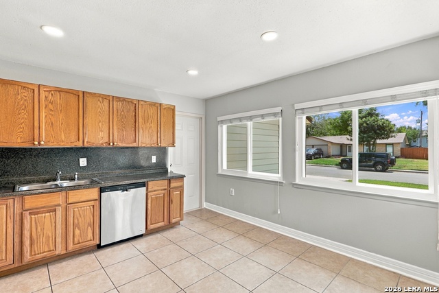 9459 Points Edge Property Photo 8