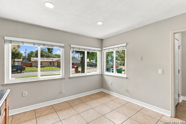9459 Points Edge Property Photo 11
