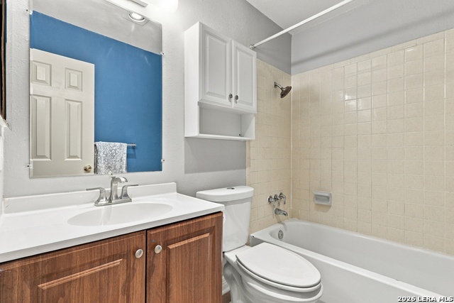 9459 Points Edge Property Photo 14