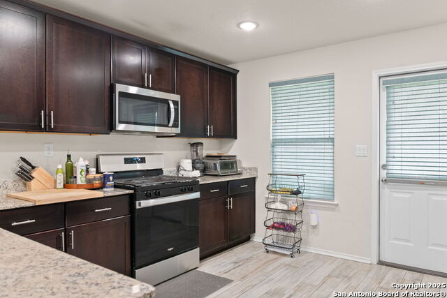 13734 Crossbow Property Photo 5
