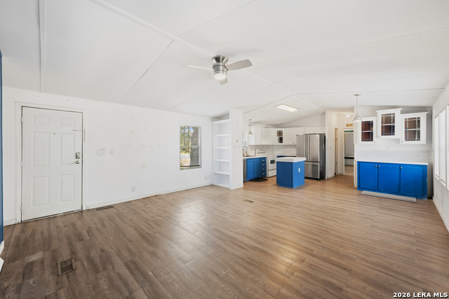 22935 Shady Forest Property Photo 4