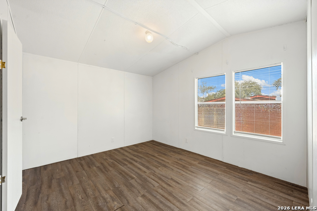 22935 Shady Forest Property Photo 9