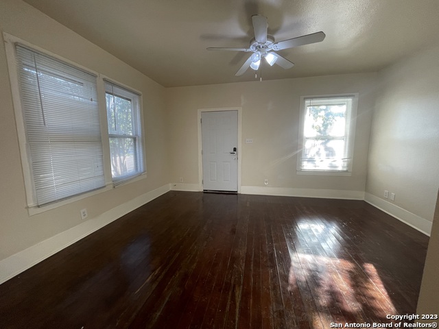235 Barrera St Property Photo 3