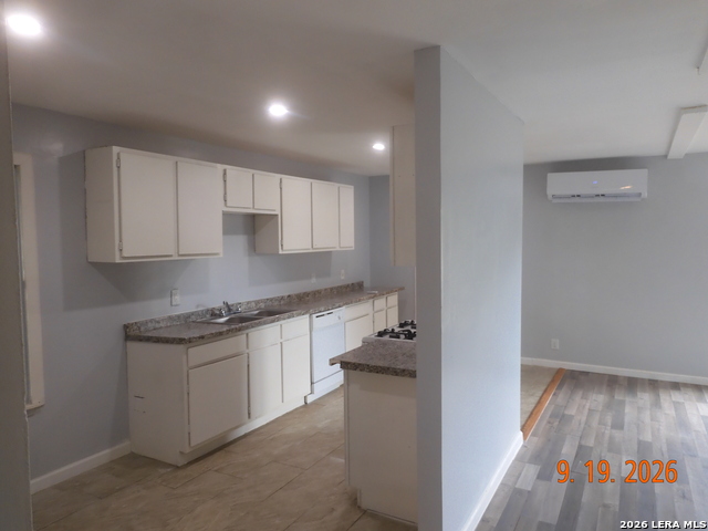 4118 Scarletoak Dr. Property Photo 6