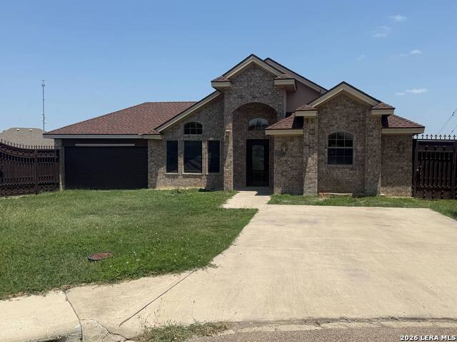 2698 Crown Way Dr Property Photo 2