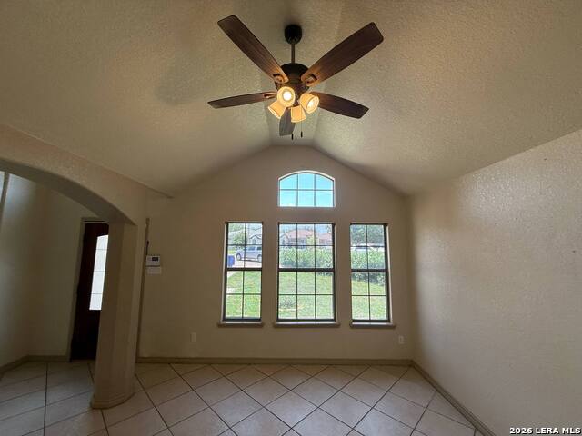 2698 Crown Way Dr Property Photo 5