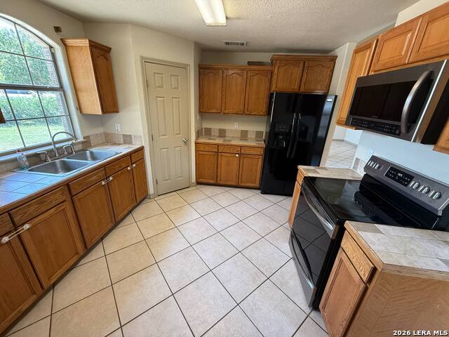 2698 Crown Way Dr Property Photo 8