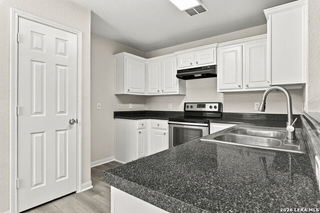 11430 Coral Cyn Property Photo 9
