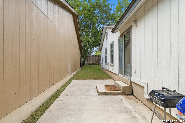 9982 Misty Plain Dr Property Photo 22