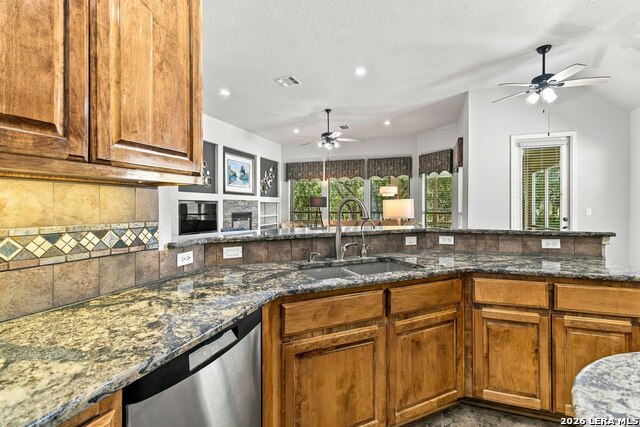 199 Roseheart Property Photo 15