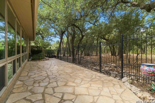 199 Roseheart Property Photo 33