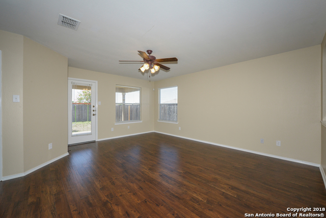 203 Cardinal Way Property Photo 5