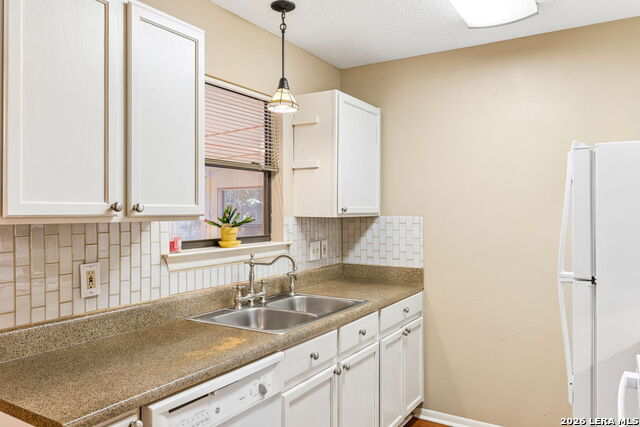 201 Doeskin Dr Property Photo 13