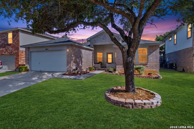 8811 Burgandy Property Photo 1