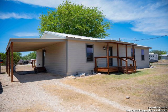 604 Mountain View Dr Property Photo 1