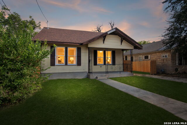 637 Canton Property Photo 5
