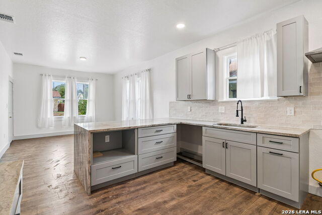 637 Canton Property Photo 7