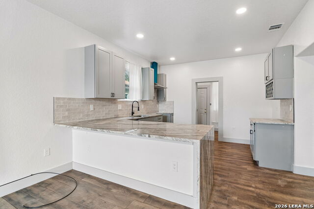 637 Canton Property Photo 8