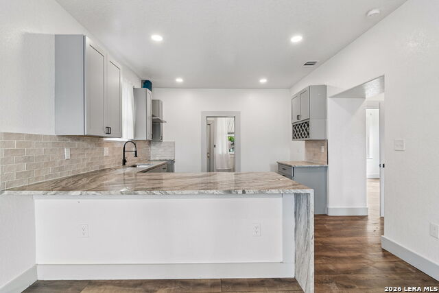 637 Canton Property Photo 9