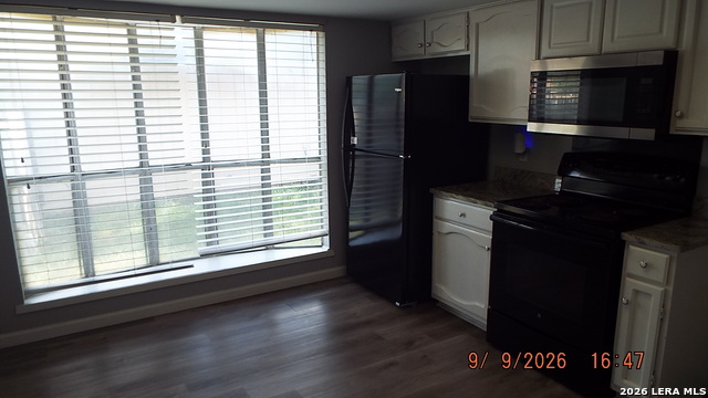 8311 Meadow Fire Property Photo 14