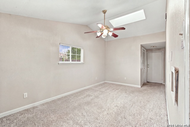 8214 Windlake St Property Photo 7