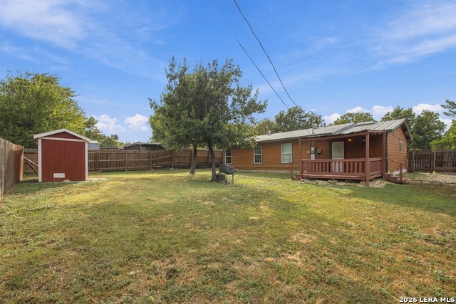 8214 Windlake St Property Photo 13