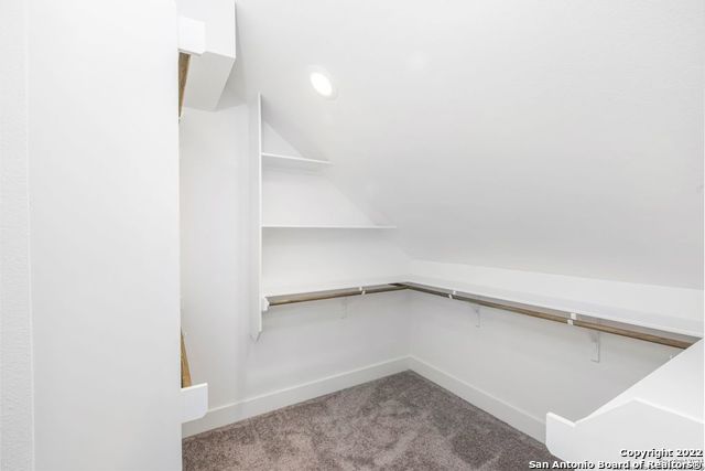 808 E Carson St Property Photo 13