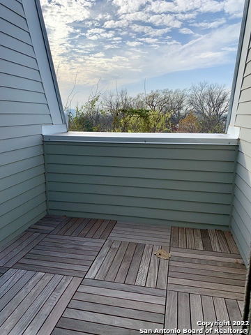 808 E Carson St Property Photo 24