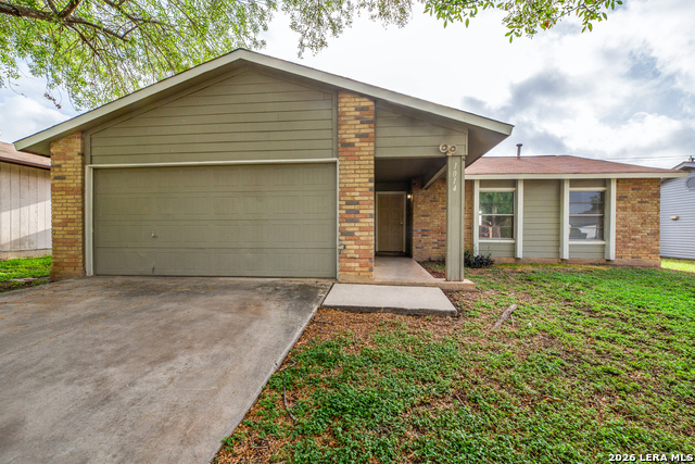 1014 Cloverbrook St Property Photo 1