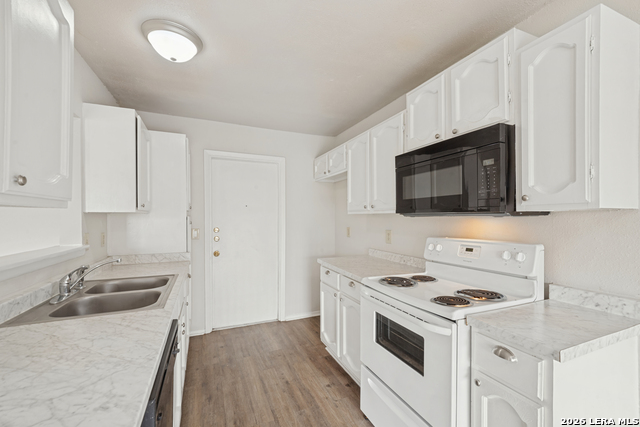 1014 Cloverbrook St Property Photo 10