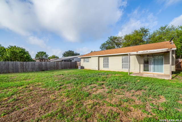 1014 Cloverbrook St Property Photo 23