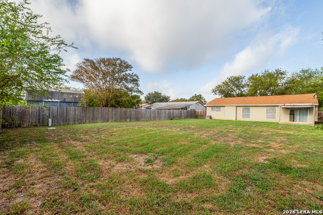 1014 Cloverbrook St Property Photo 24
