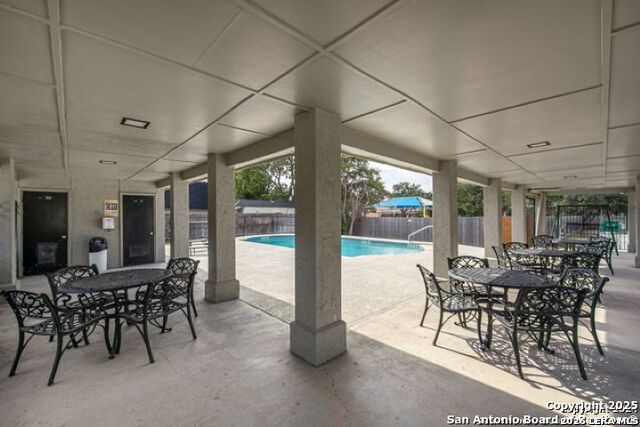 7834 Broadway Property Photo 11