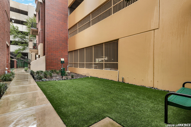 215 Center Property Photo 28