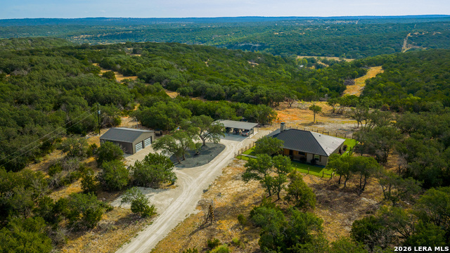 1202 Native Trail Way Property Photo 3
