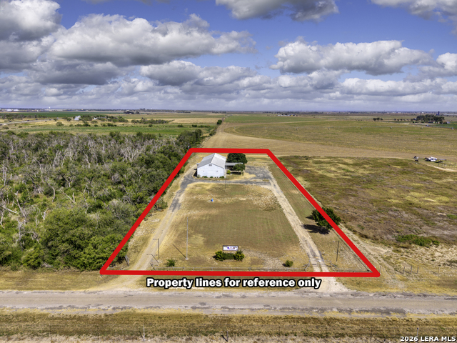 253 County Road 432 Property Photo 1