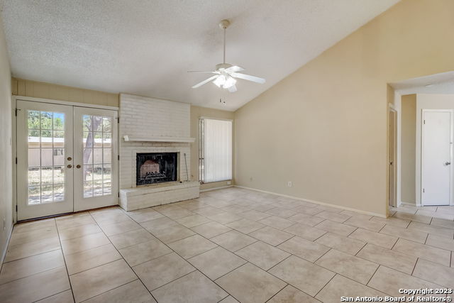 13710 Syracuse St Property Photo 5