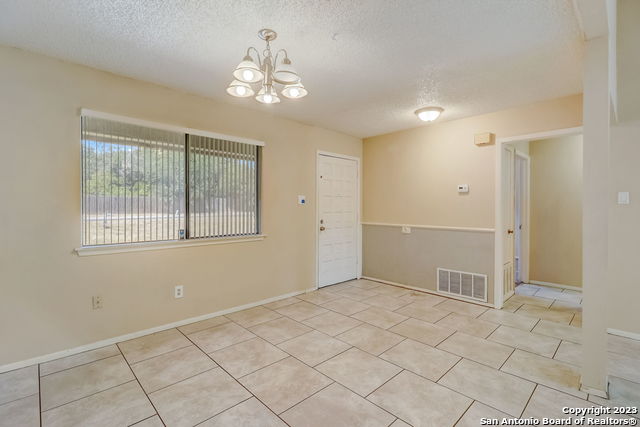 13710 Syracuse St Property Photo 7