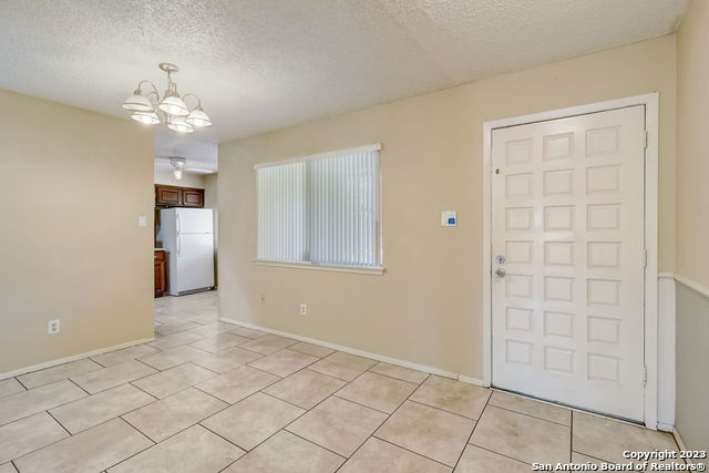 13710 Syracuse St Property Photo 8