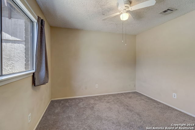 13710 Syracuse St Property Photo 16