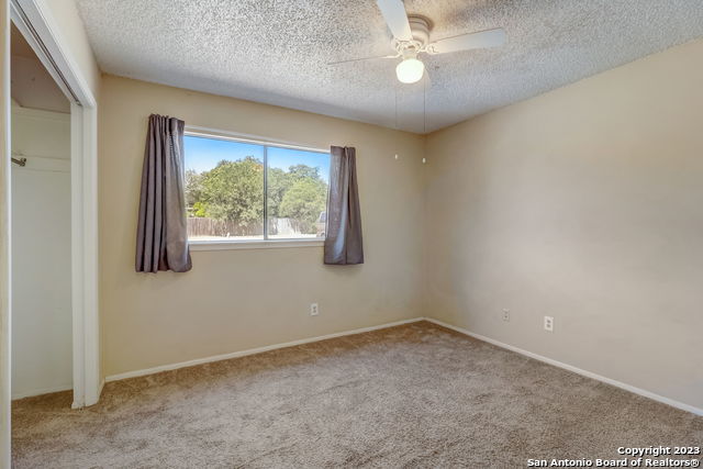 13710 Syracuse St Property Photo 18