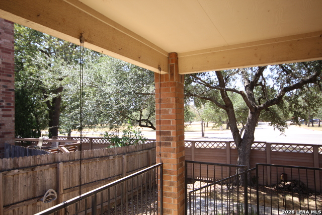 216 Horse Hl Property Photo 4