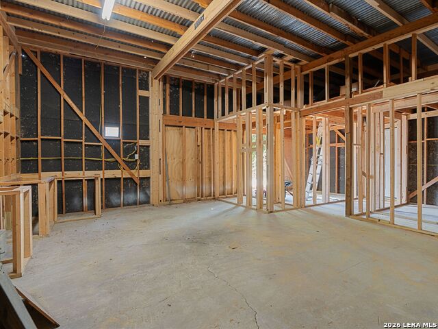 1122 W Craig Place Property Photo 22