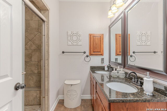 14805 Adams St Property Photo 6