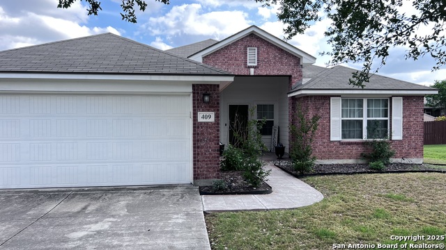 409 Carrick Ct Property Photo 1