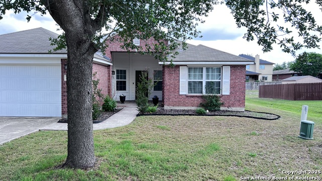 409 Carrick Ct Property Photo 3