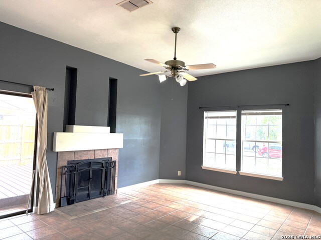 11719 Spring Ridge Dr Property Photo 6