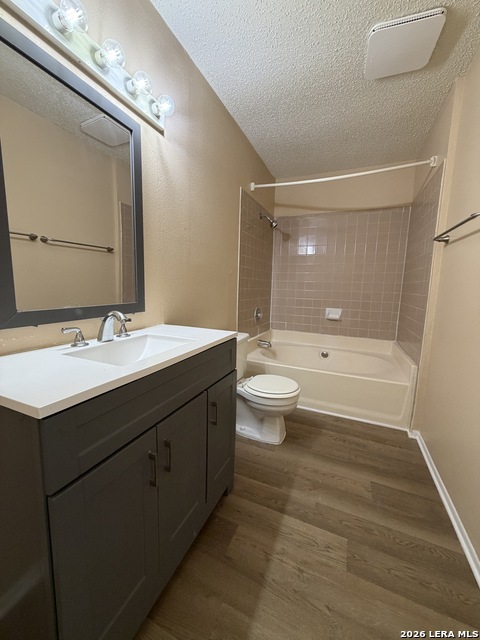 11719 Spring Ridge Dr Property Photo 25