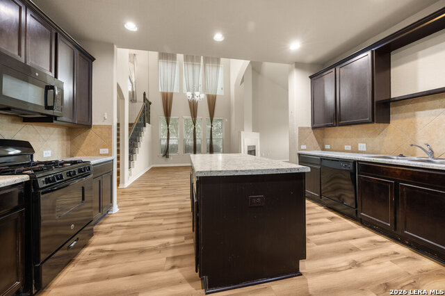 8822 Falcon Park Property Photo 12